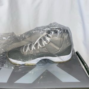 Nike Air Jordan 11 Retro Size 9.5 Mens Cool Gray